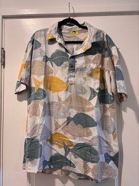 Men's Short-Sleeve Fish Print Polo Shirt - Yellow, Green, Tan